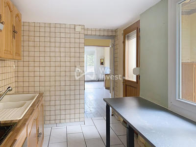 Maison - 90 m² - 5 pièces