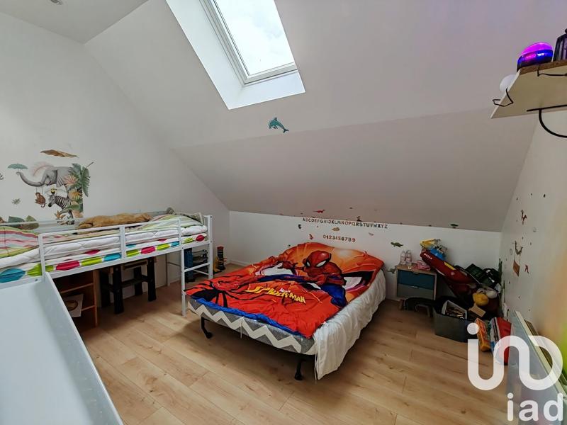 Maison - 241 m² - 8 pièces