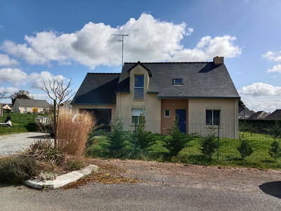 Maison - 103 m² - 5 pièces