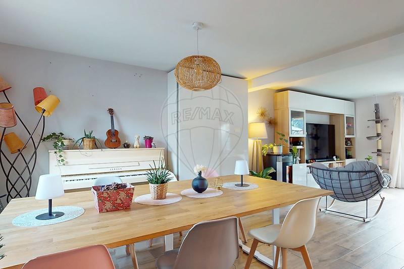 Maison - 110 m² - 4 pièces