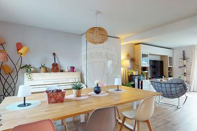 Maison - 110 m² - 4 pièces