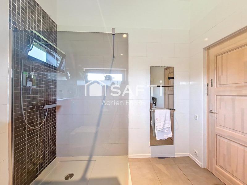 Maison - 176 m² - 5 pièces