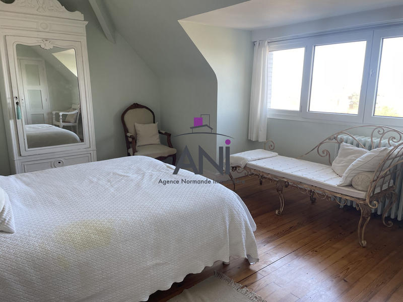 Maison - 171 m² - 8 pièces