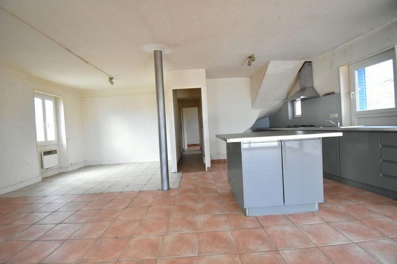 Maison - 141 m² - 7 pièces