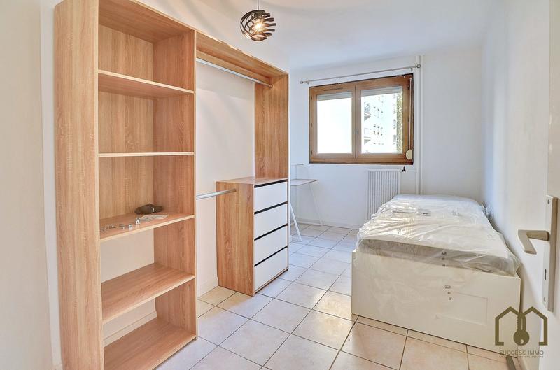 Appartement - 71 m² - 5 pièces