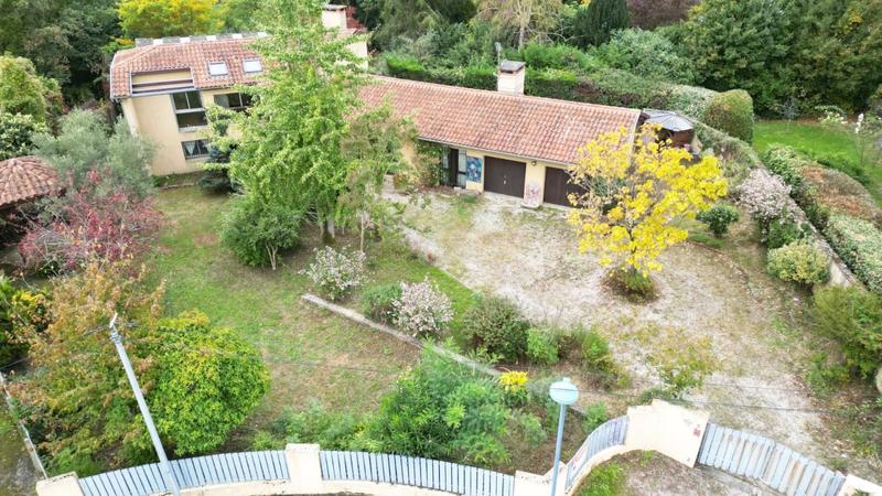 Maison - 175 m² - 6 pièces
