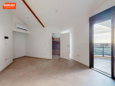 Appartement - 137 m² - 4 pièces