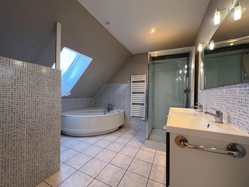 Maison - 125 m² - 6 pièces