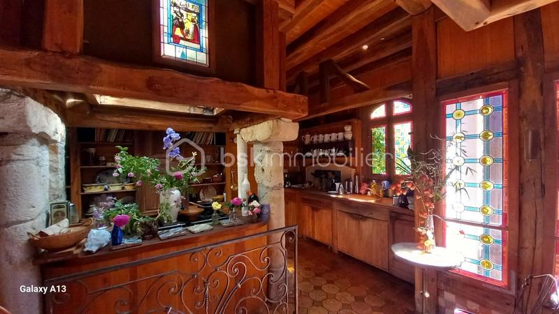 Demeure - 310 m² - 8 pièces