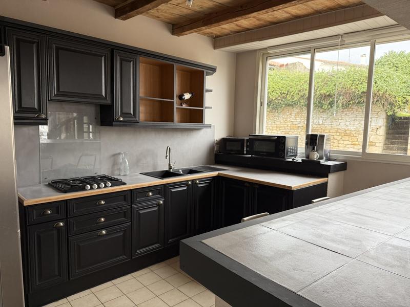 Maison - 92 m² - 3 pièces