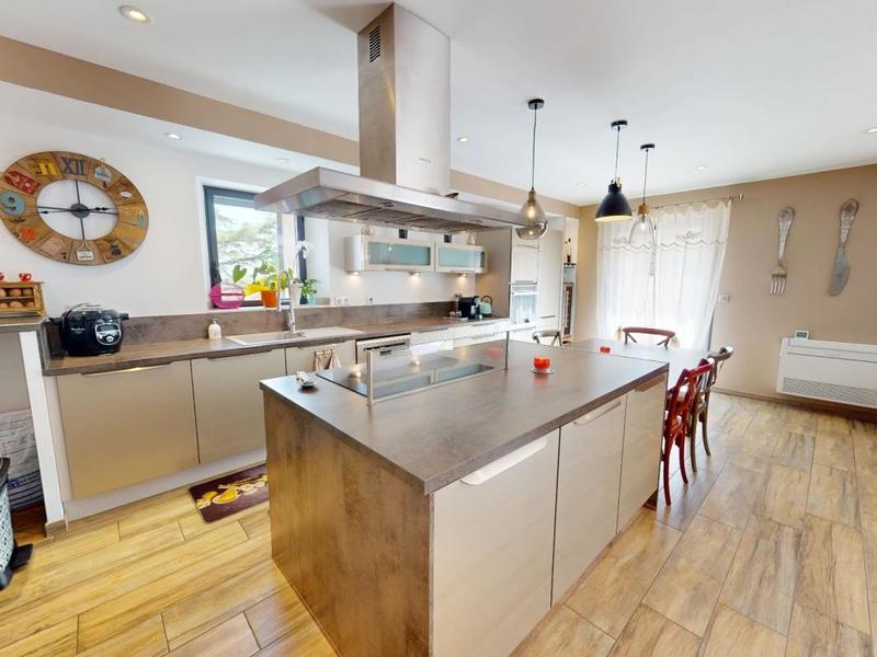 Maison de village - 193 m² - 6 pièces