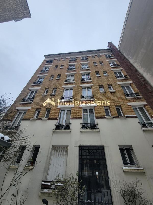 Studio - 13 m² - 1 pièce