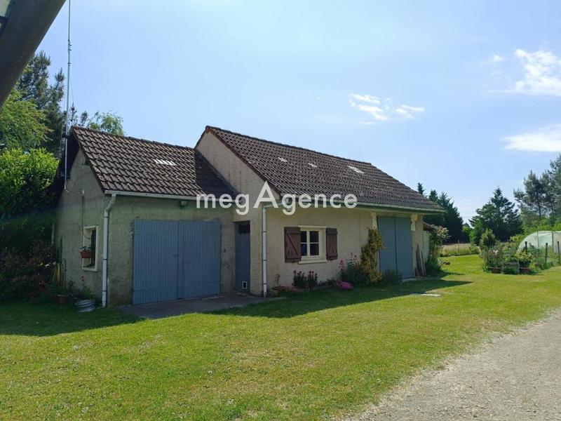 Maison traditionnelle - 100 m² - 5 pièces