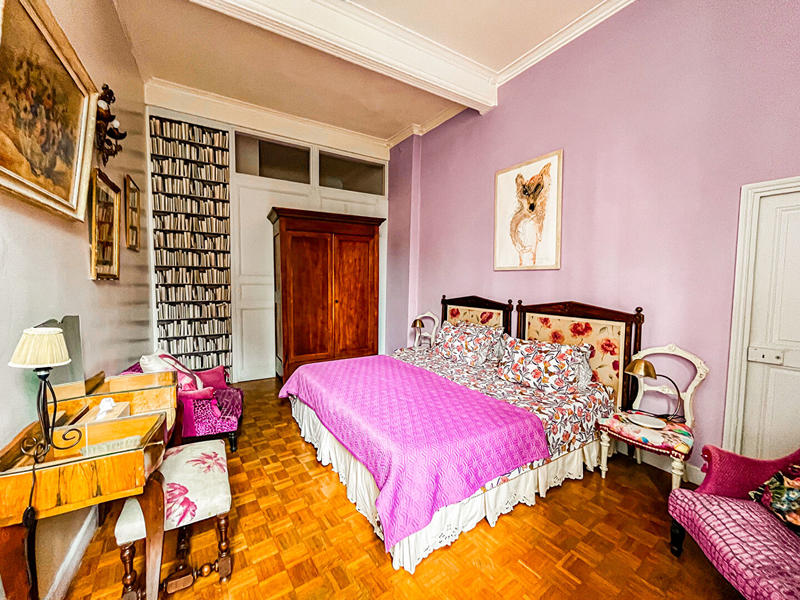 Hôtel particulier - 967 m² - 30 pièces