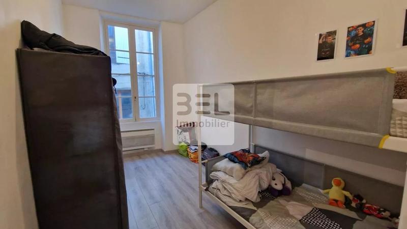 Appartement - 140 m² - 7 pièces