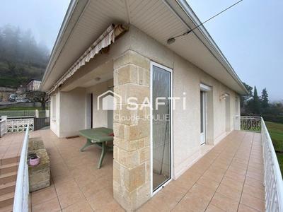 Maison - 137 m² - 6 pièces