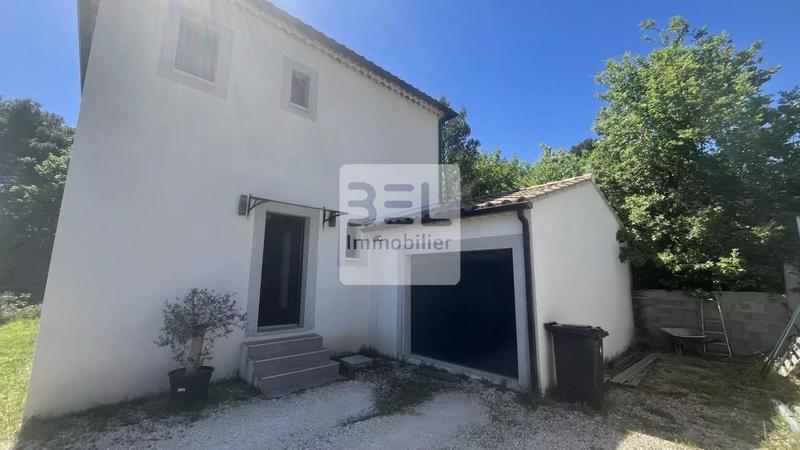 Maison - 94 m² - 5 pièces