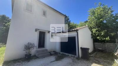 Maison - 94 m² - 5 pièces