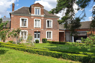 Maison - 231 m² - 11 pièces