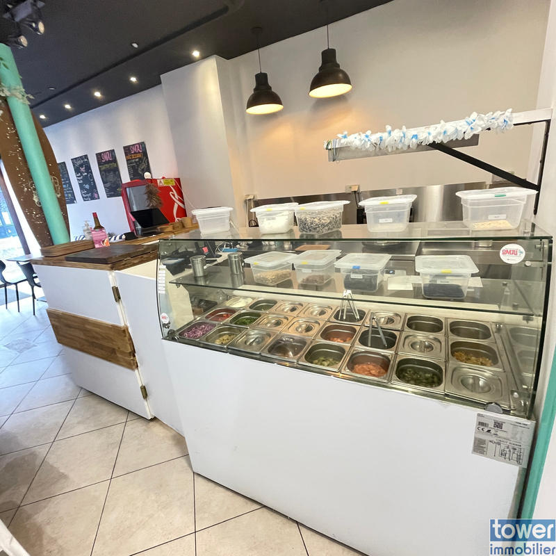 Fonds de commerce - Magasins - 68 m²