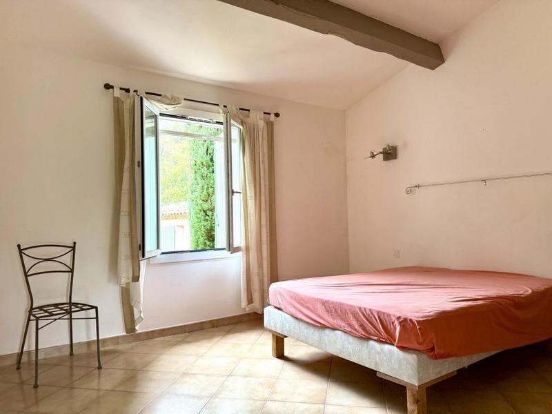 Propriété - 230 m² - 8 pièces