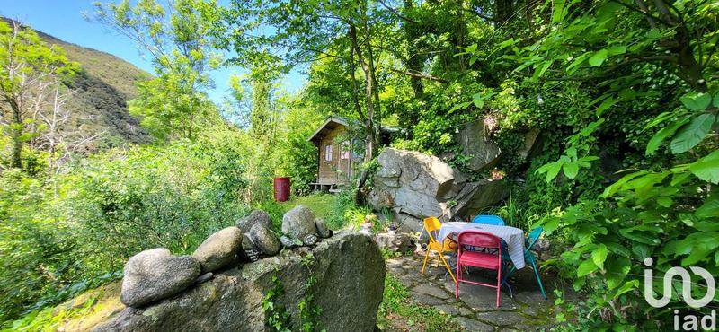 Maison - 300 m² - 13 pièces