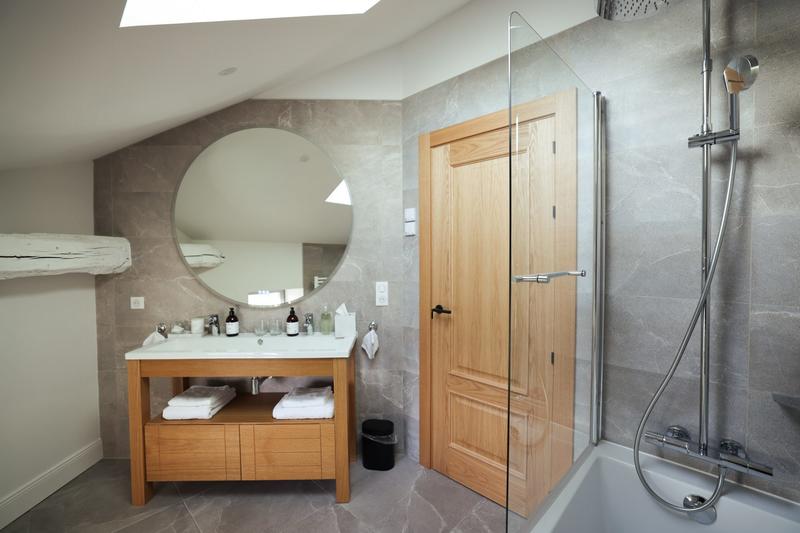 Maison - 404 m² - 9 pièces