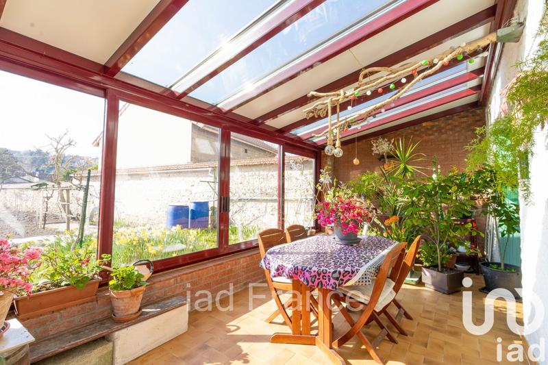 Maison - 330 m² - 12 pièces