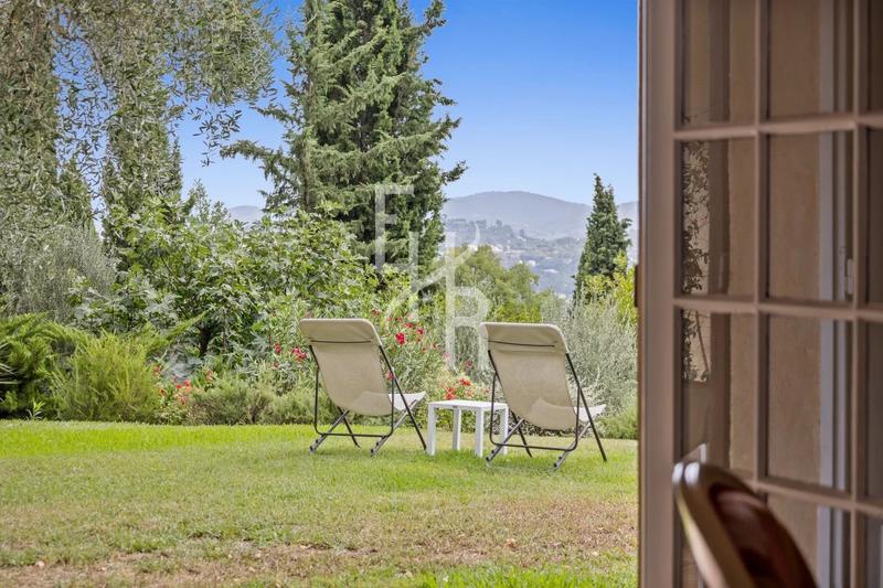 Villa - 205 m² - 5 pièces