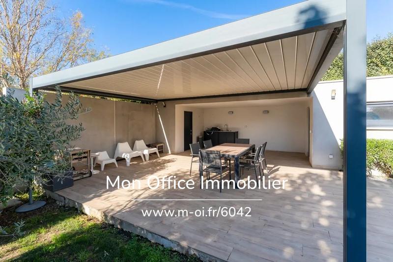 Maison - 170 m² - 6 pièces