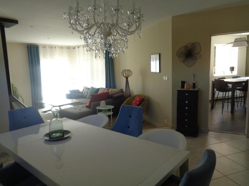 Maison - 169 m² - 7 pièces