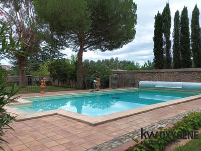 Mas - 438 m² - 14 pièces