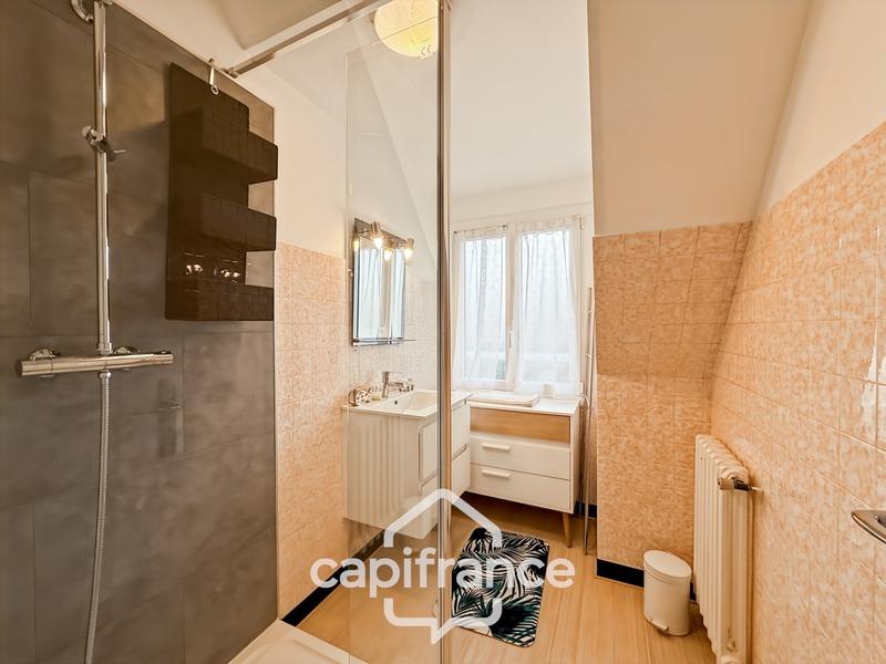 Maison - 160 m² - 6 pièces