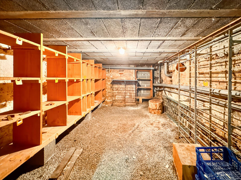 Maison - 346 m² - 11 pièces