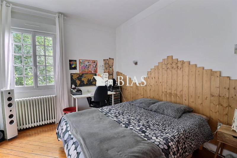 Maison - 145 m² - 6 pièces