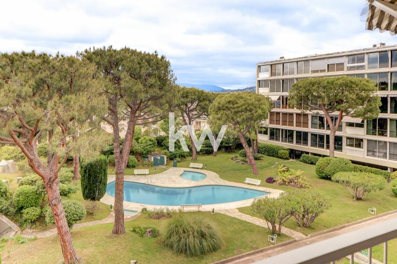 Appartement - 107 m² - 4 pièces