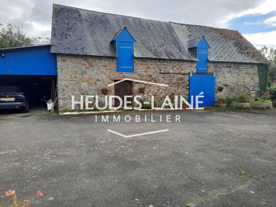 Maison - 330 m² - 10 pièces