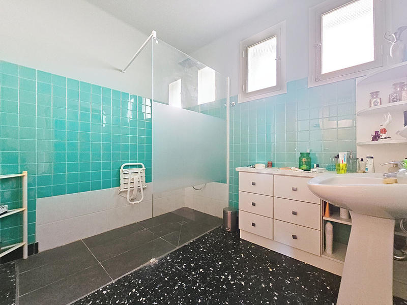 Maison - 150 m² - 8 pièces