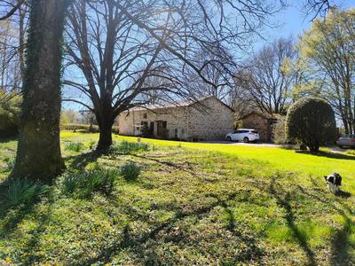 Maison - 170 m² - 5 pièces