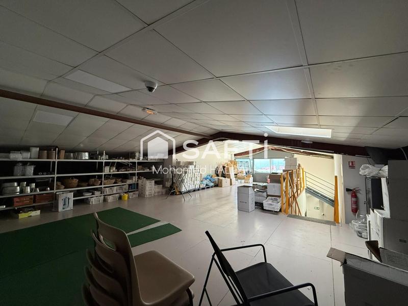 Local commercial - 380 m² - 5 pièces