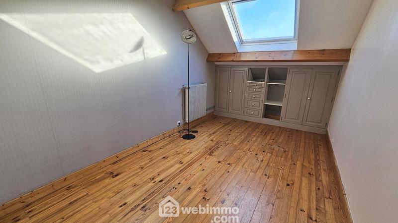 Maison - 164 m² - 8 pièces