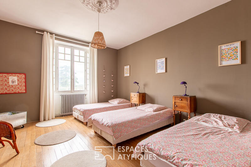 Maison - 198 m² - 8 pièces