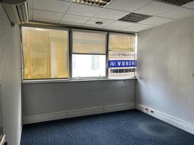 Local commercial - 176 m²