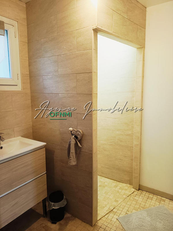 Maison de village - 280 m² - 8 pièces