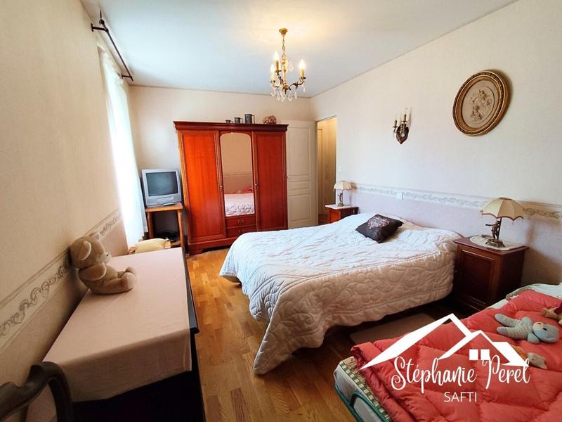 Maison - 155 m² - 8 pièces