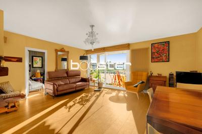 Appartement ancien - 114 m² - 5 pièces