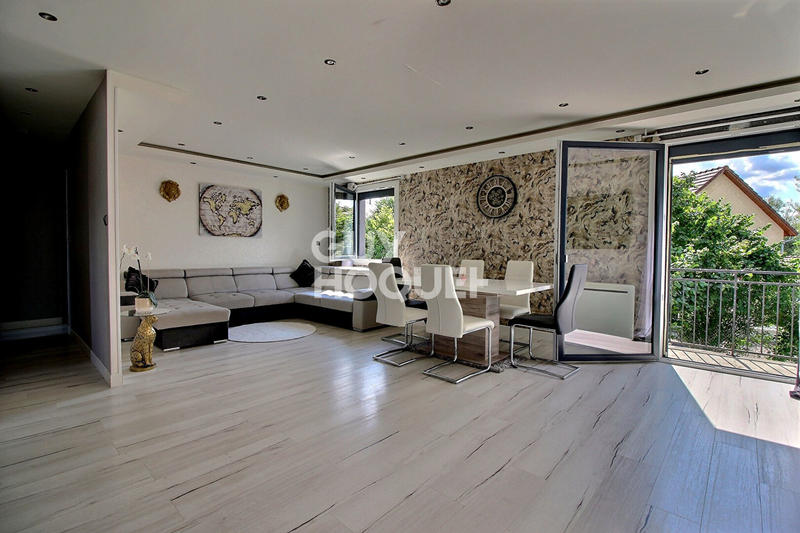 Maison - 90 m² - 5 pièces