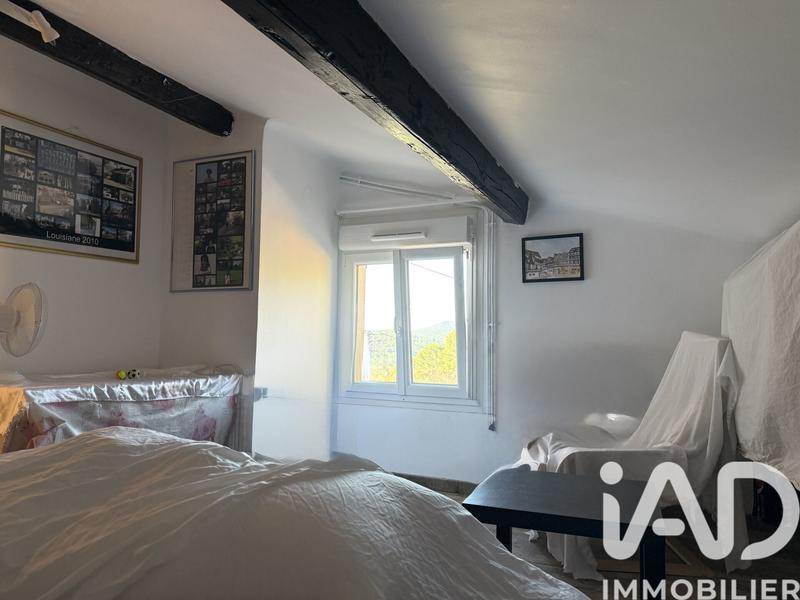 Maison - 300 m² - 8 pièces