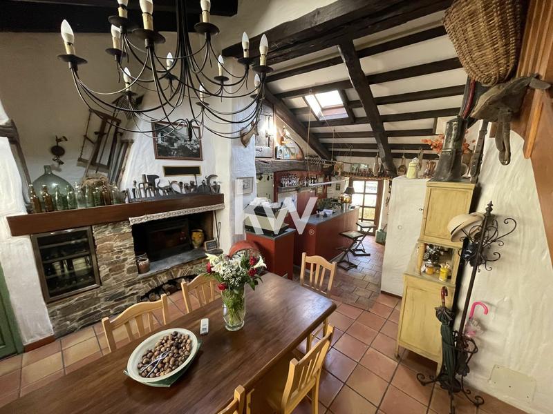 Fonds de commerce - Magasins - 120 m²