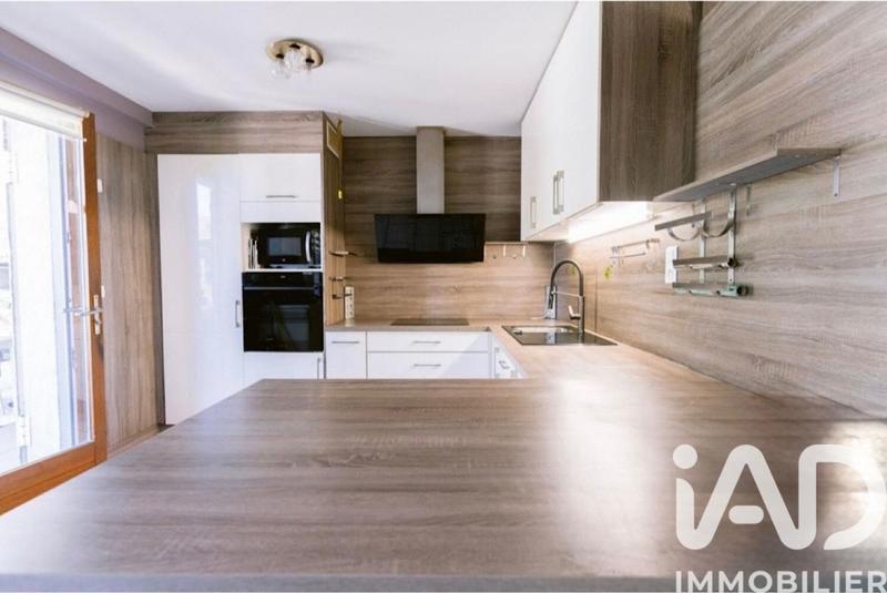 Maison - 153 m² - 8 pièces